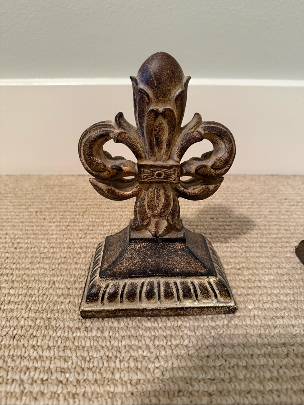 Decorative Fleur-de-Lis Bookend or Accent - Distressed Gold Finish